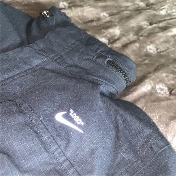 ❌SOLD❌ NIKE OFF WHITE JACKET - Picture 14 of 16